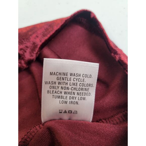 Spring & Mercer Velvet Legging Tee Burgundy V-Neck Short Sleeve Top Womens Sz XL - Picture 9 of 9
